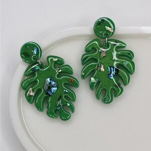 New Green Tropical Earrings With Real Shells